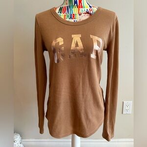 💥SALE💥 GAP top waffle fabric in excellent condition. Size medium
